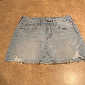 Women American Eagle jean skirt size 6